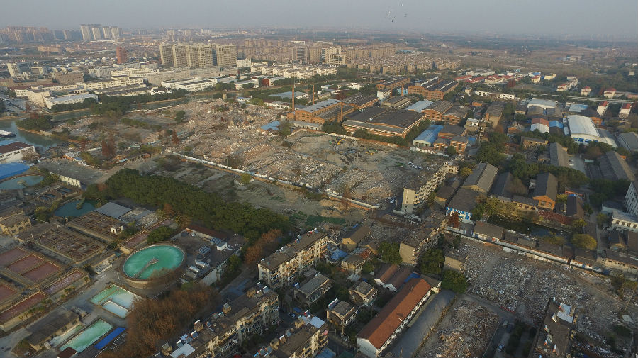 1、东塔寺遗址俯拍照(西向东摄).JPG